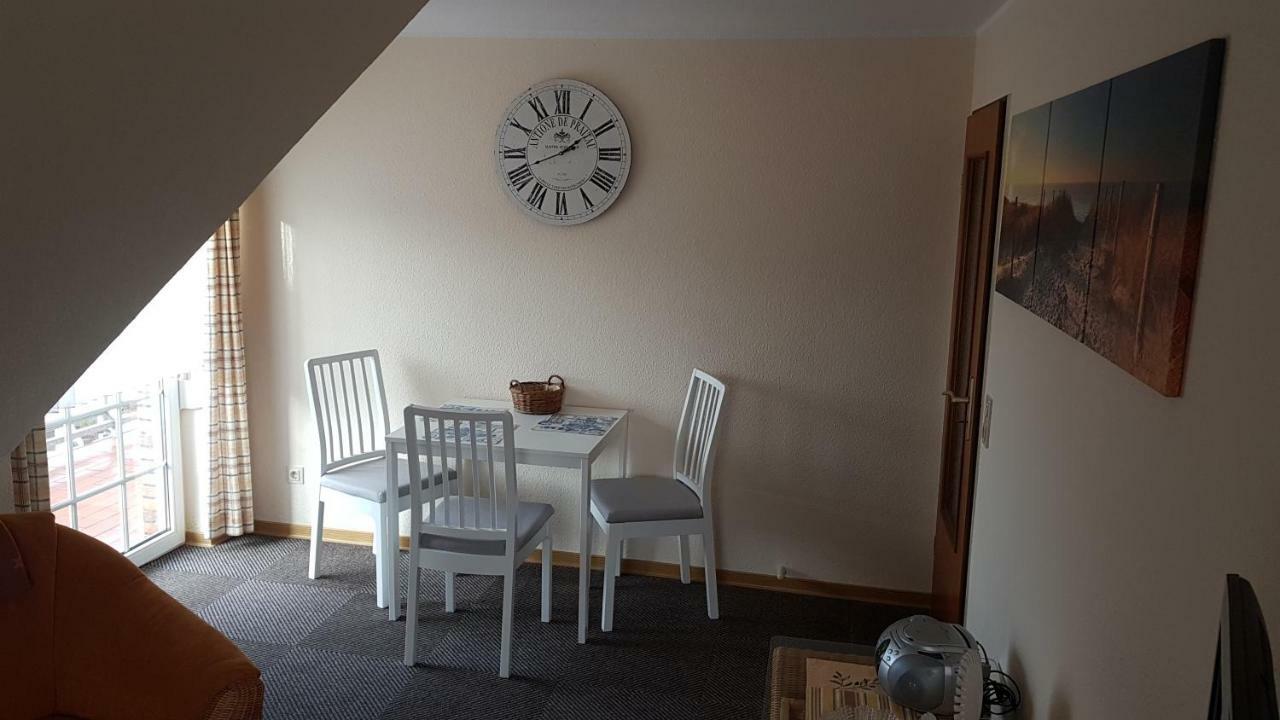 Cafe Hausnordlicht - Ferienwohnung 2 دورنوم المظهر الخارجي الصورة